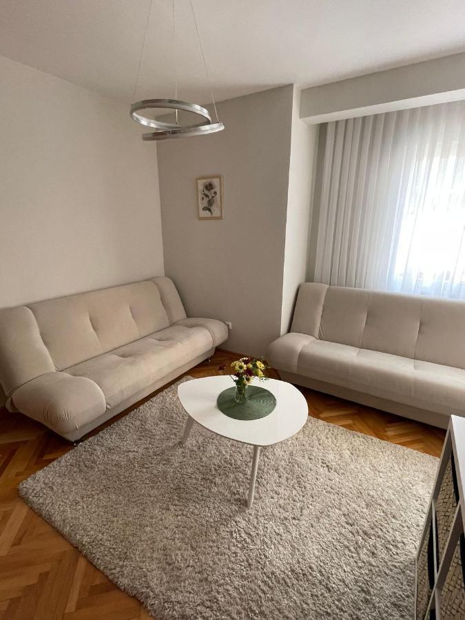 Apartman Filip Lux City Center Novi Pazar Ngoại thất bức ảnh
