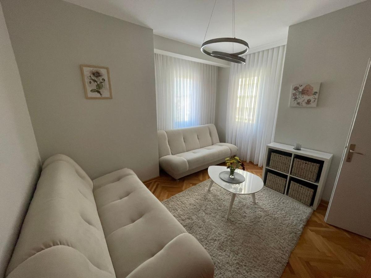 Apartman Filip Lux City Center Novi Pazar Ngoại thất bức ảnh